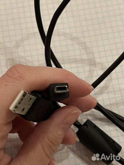 Автомобильное зарядное устройство GoPro Auto