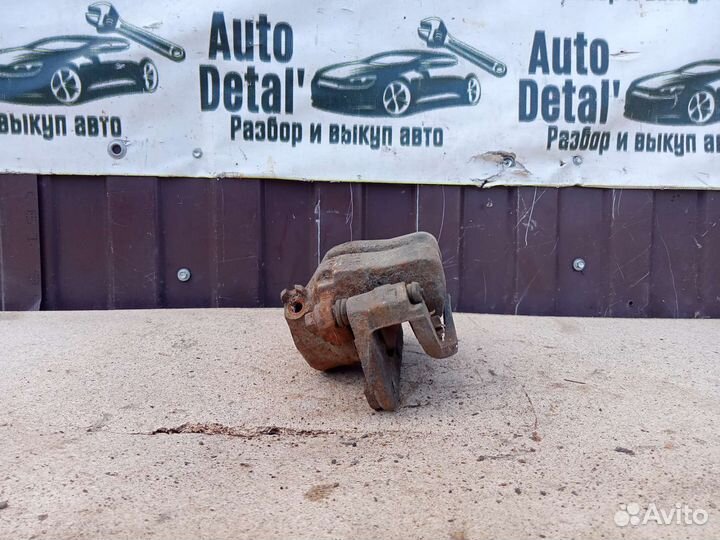 Суппорт передний правый Suzuki grand Vitara xl