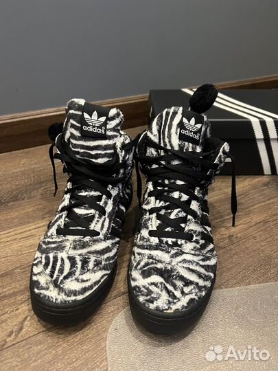 Кроссовки Adidas Jeremy Scott zebra