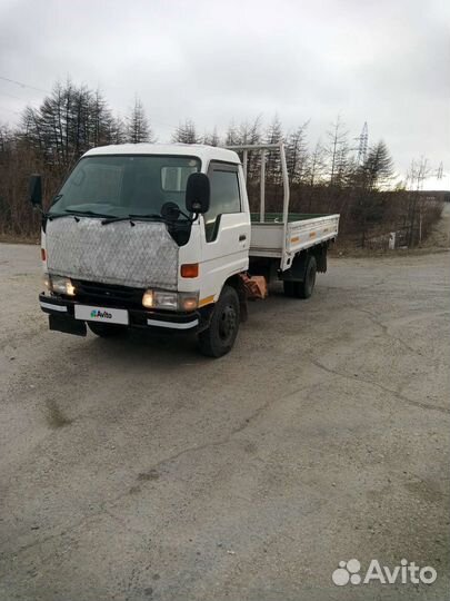 Альковный Toyota Dyna, 1995
