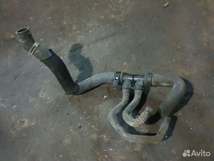 Патрубок радиатора пежо 3008 1.6 турбо