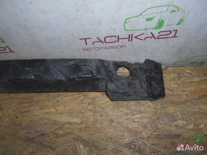 Абсорбер переднего бампера Toyota Camry V70