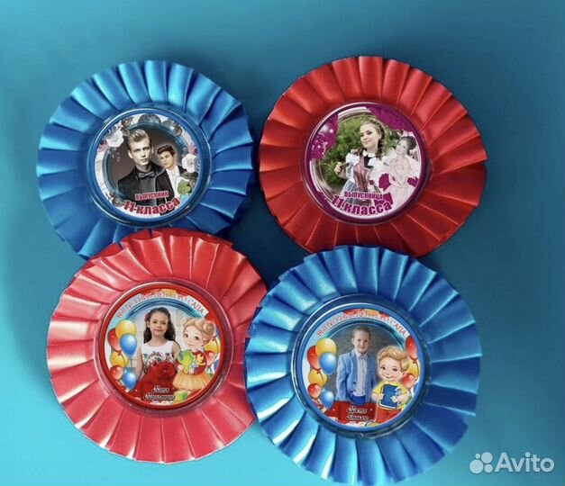 Медали и розетки