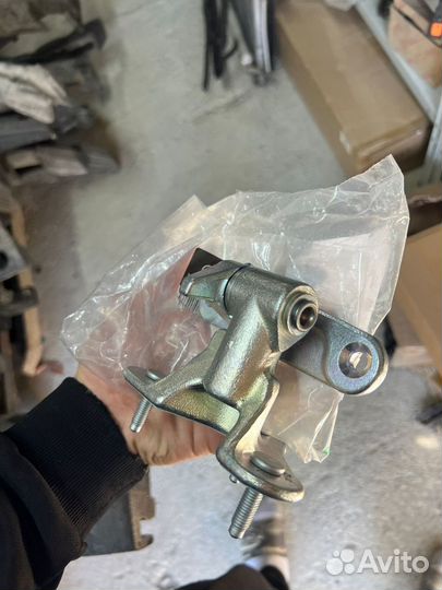 Петля двери мл гле 166