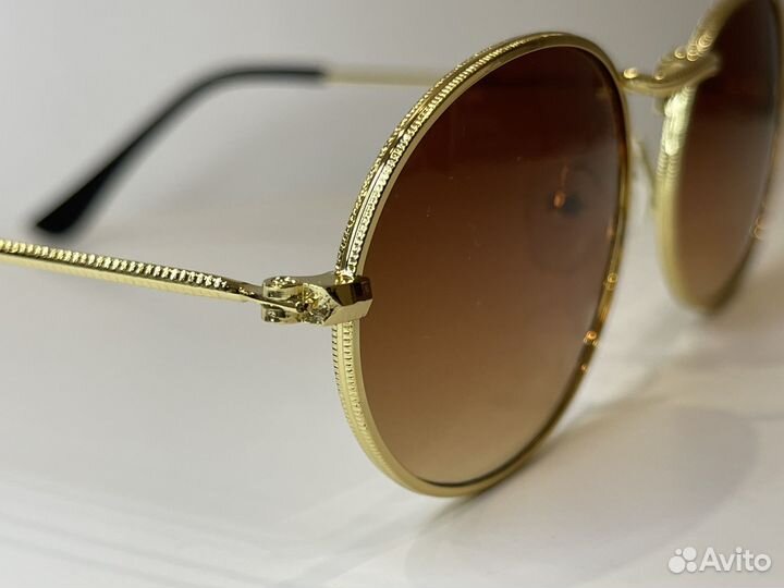 Солнцезащитные очки на узкое лицо