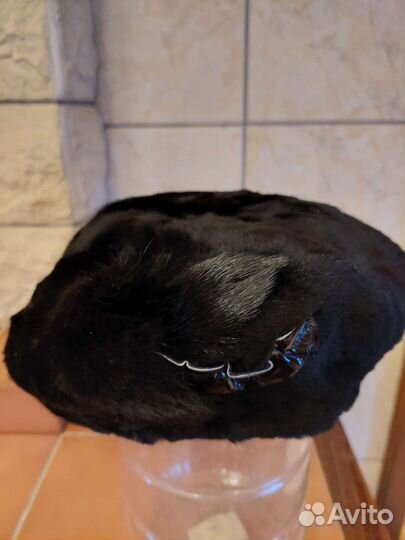 Берет зимний женский