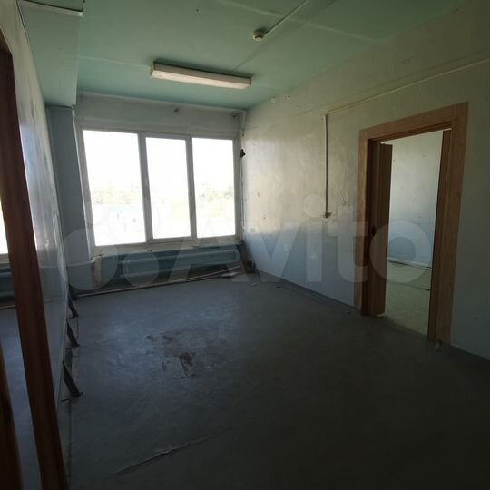 Свободного назначения, 300 м²