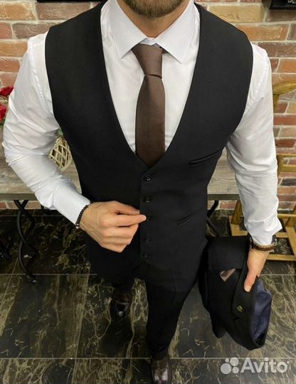 Продам мужской костюм тройка