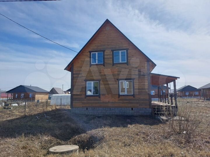Дом 95,9 м² на участке 7,5 сот.