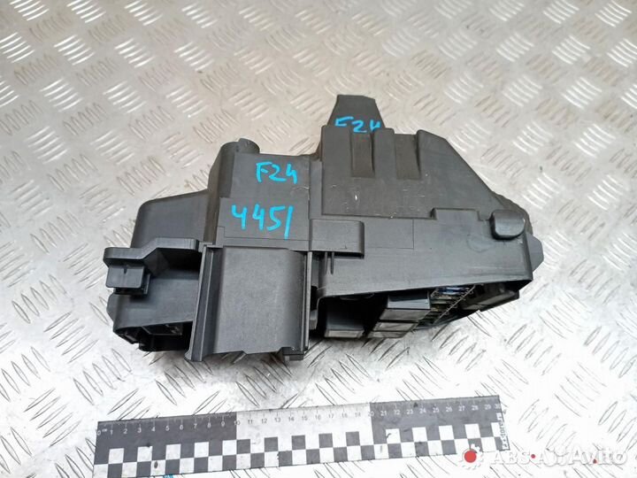 Блок предохранителей Volvo XC90 2004 30797010