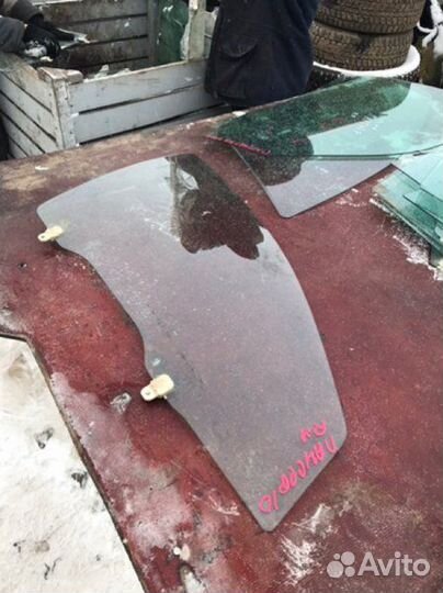 Стекло переднее правое Mitsubishi Lancer X