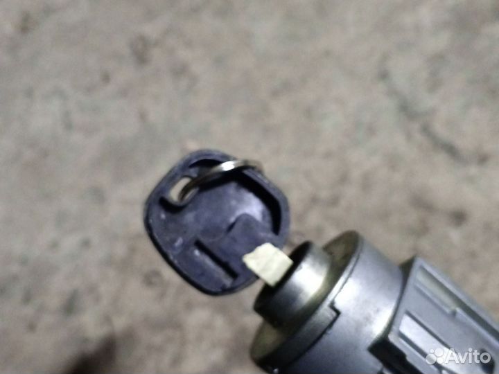 Замок зажигания byd f3 с ключем оригинал