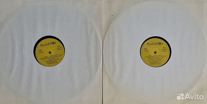 Двойной виниловый альбом Beatles 