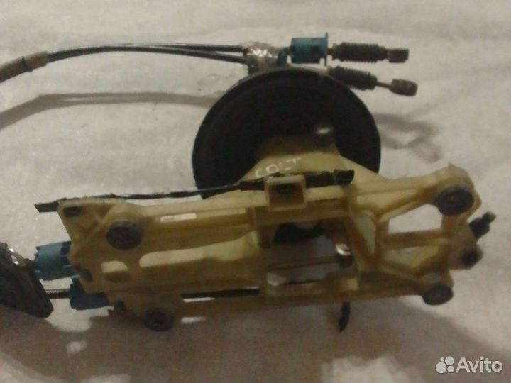 Трос 5-ст МКПП Митсубиси Кольт 07г