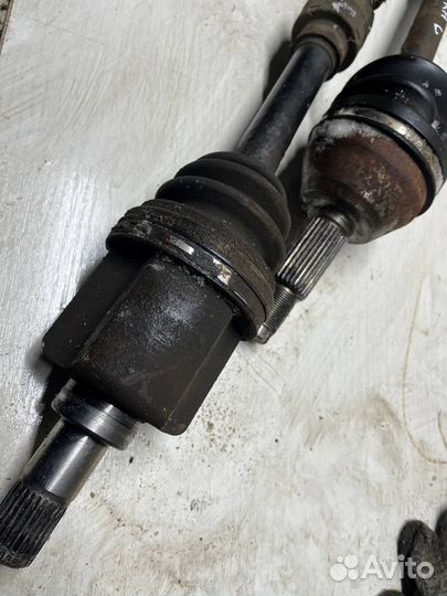 Привод левый 1.6 Chery Fora a21 Estina