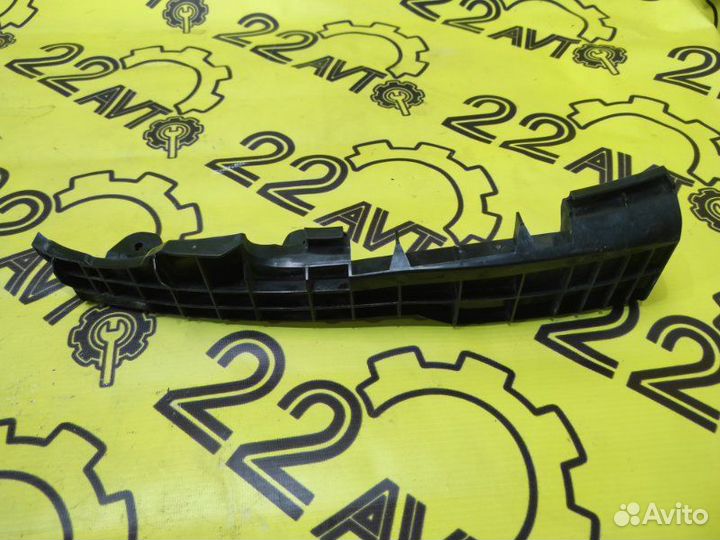 Крепление бампера переднее левое Lexus Gs350