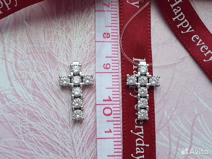 Серебряное колье на леске с фианитами