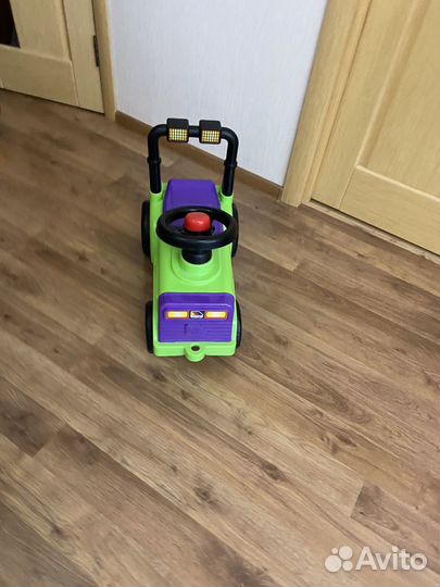 Детский трактор