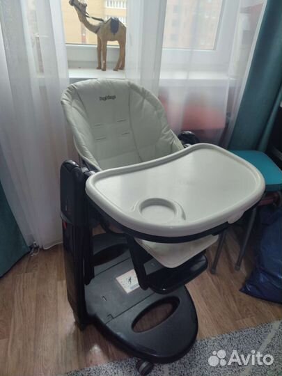 Кресло для кормления peg perego