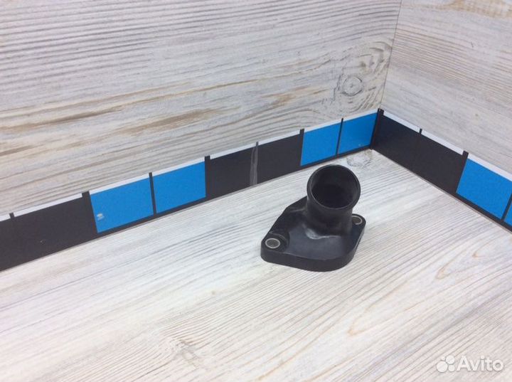 Крышка термостата Nissan Juke F15 2011-2019