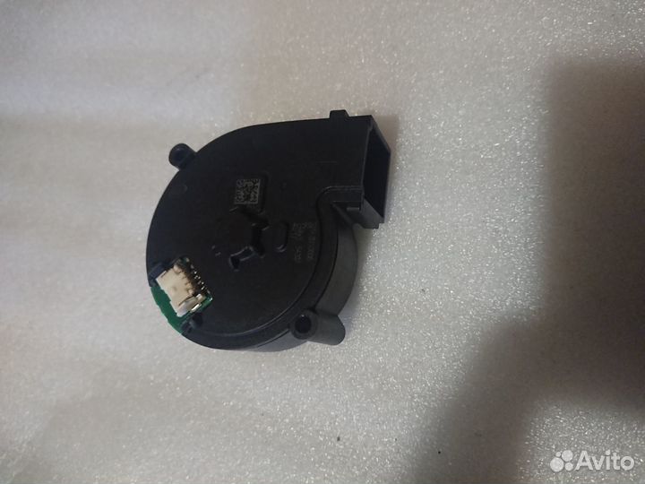 Вентилятор охлаждения лед фар мерседес A2539065200