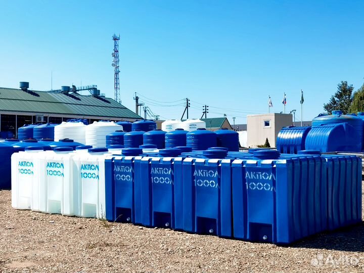 Емкость для воды / бак накопительный / бочка