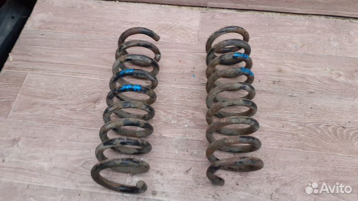 Пружина задняя Mercedes E Class W210 1998