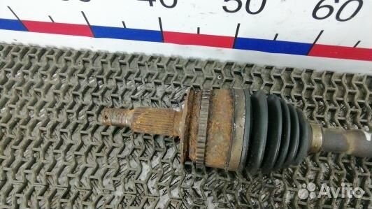 Привод передний левый mitsubishi L200 K4T (ZML01KS