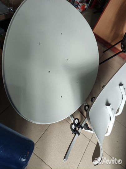 Антенна спутниковая