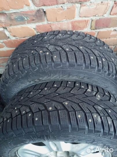 Gislaved Euro Frost 2 235/65 R17