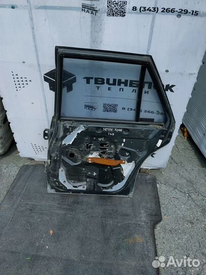 Задняя правая дверь Saturn SL (сатрун сл)