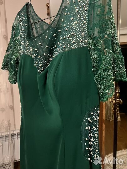 Вечернее платье