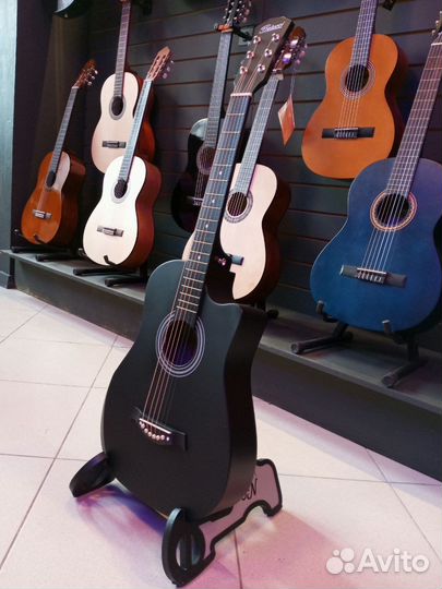 Гитара акустическая