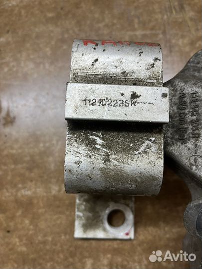 Рено Логан / каптюр подушка двигателя