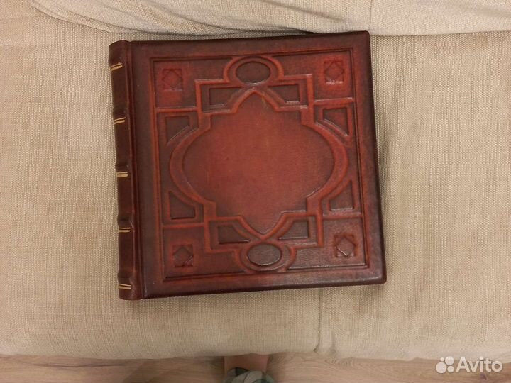 Кожаный альбом