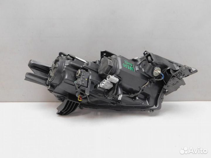 Фара левая Mitsubishi Outlander