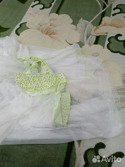 Держатель для балдахина, балдахин и бортики