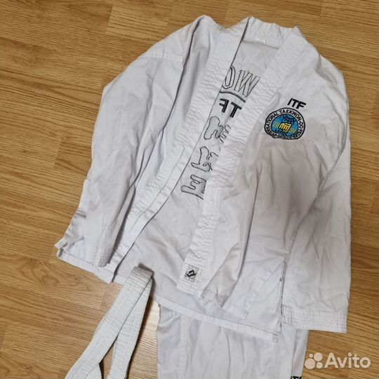 Кимоно для тхеквандо