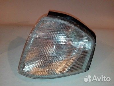 Фонарь указателя поворота лев (белый) MB: W202