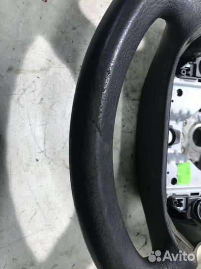 Руль (рулевое колесо) Skoda Octavia Tour