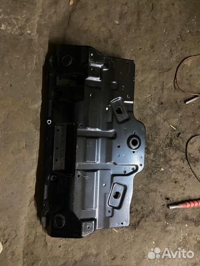 Защита двигателя Toyota Land cruiser Prado 150