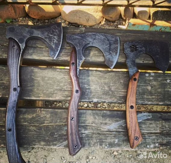 Топор цельнометаллический 34 см длинна
