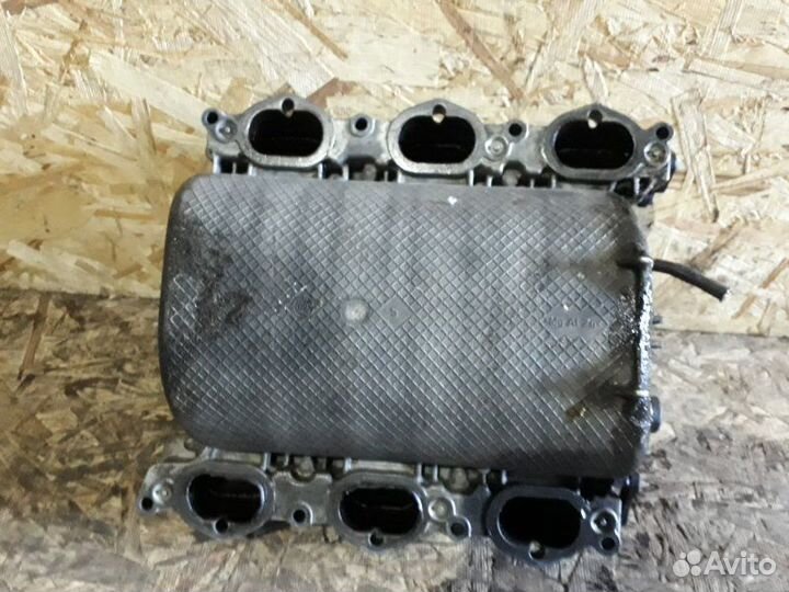 Коллектор впускной Mercedes S-Class