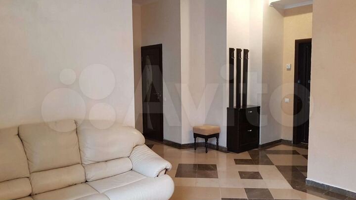 3-к. квартира, 65,2 м², 2/5 эт.