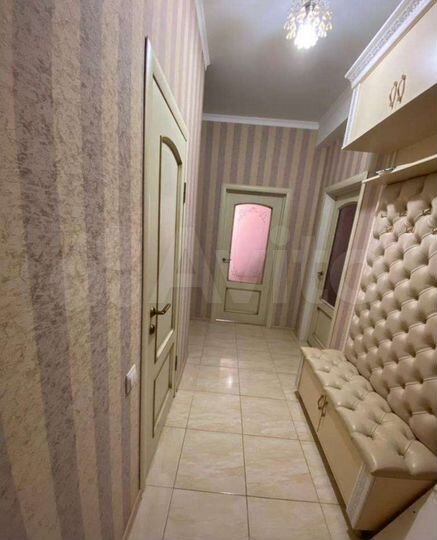 2-к. квартира, 84 м², 2/9 эт.