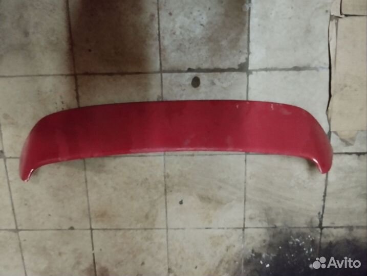 Спойлер и стекло