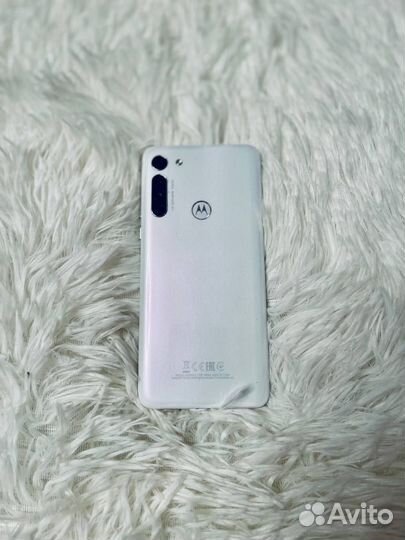 Motorola Moto G8, 4/64 ГБ