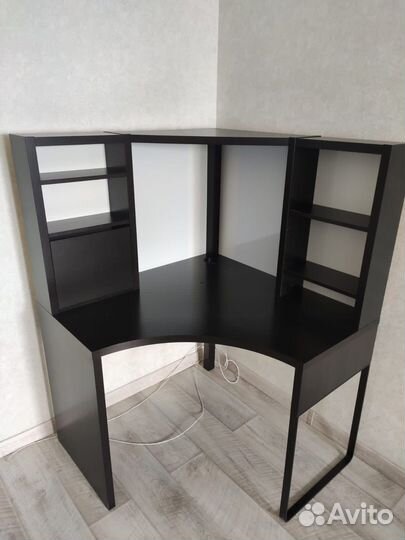 Стол письменный-компьютерный IKEA