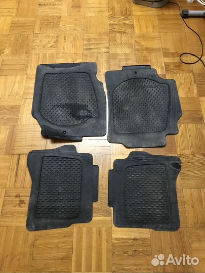 Коврики на nissan Almera classic