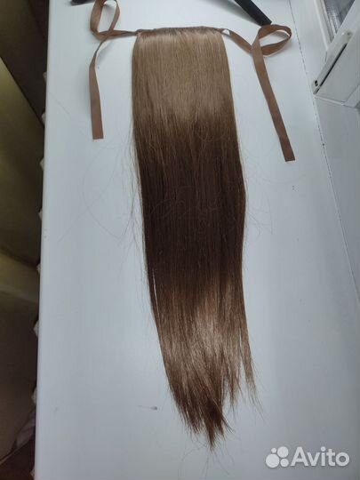 Волосы на заколках искусственные